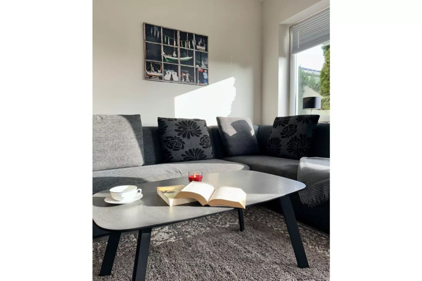 11333-Living room