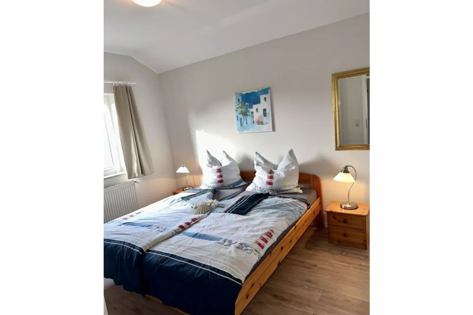 11333-Bedroom