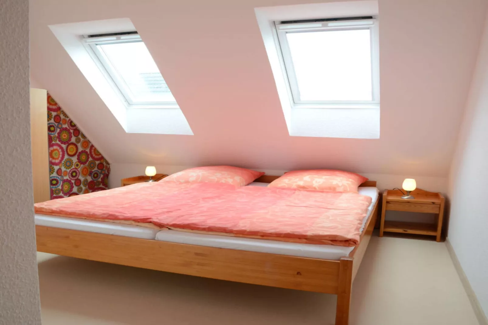 40217-Bedroom
