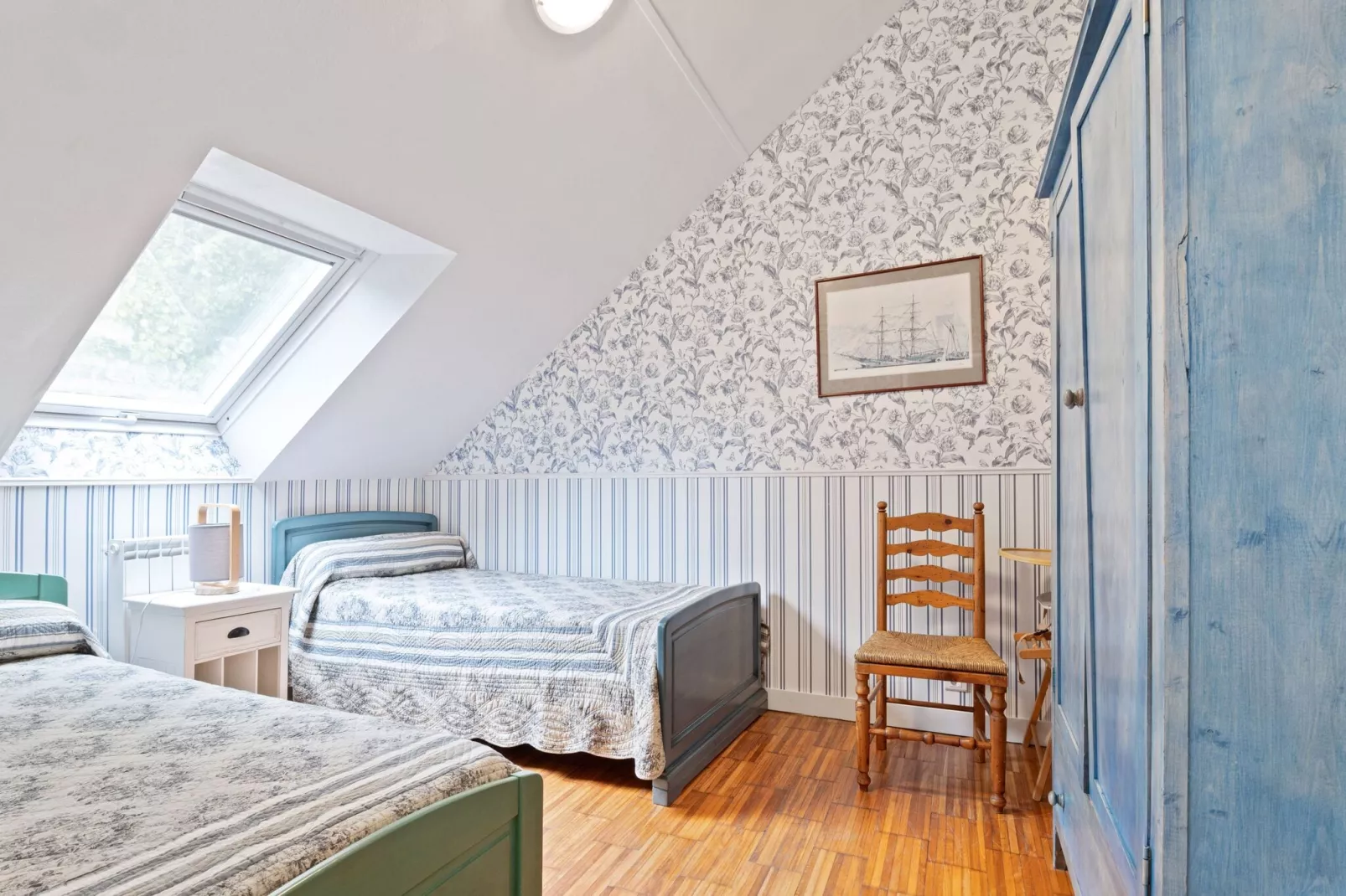L'Eguillere-Bedroom