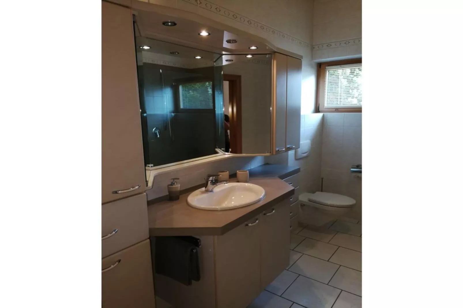 49116-Badezimmer