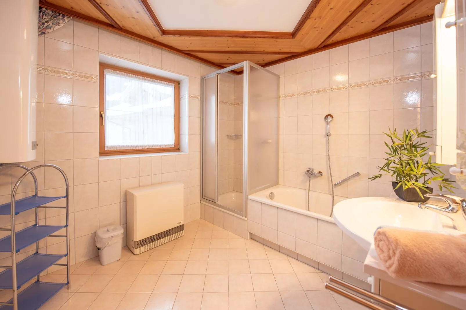 Ferienwohnungen Johann und Eva-Bathroom