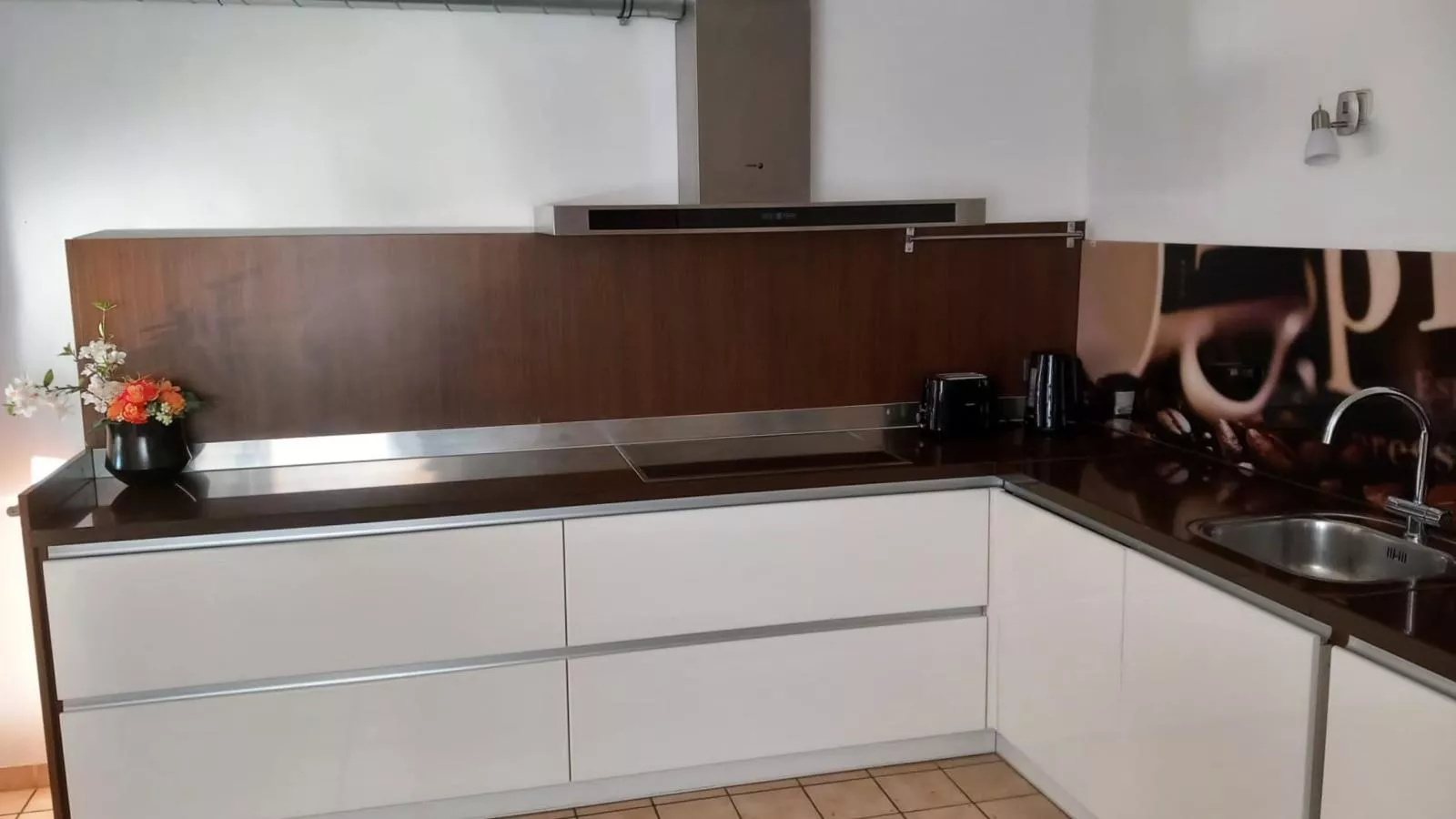 Grutsk-Kitchen