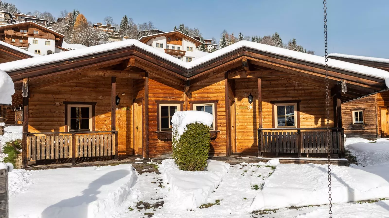 Uriges Chalet 7-Exterior winter