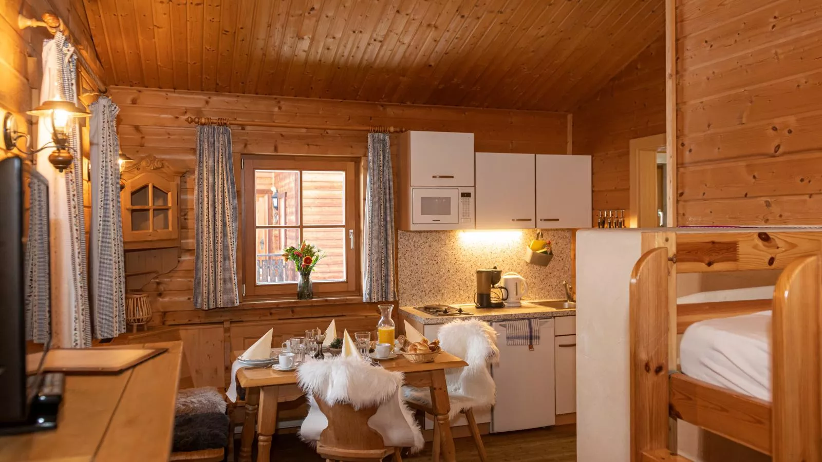 Uriges Chalet 7-Indoor