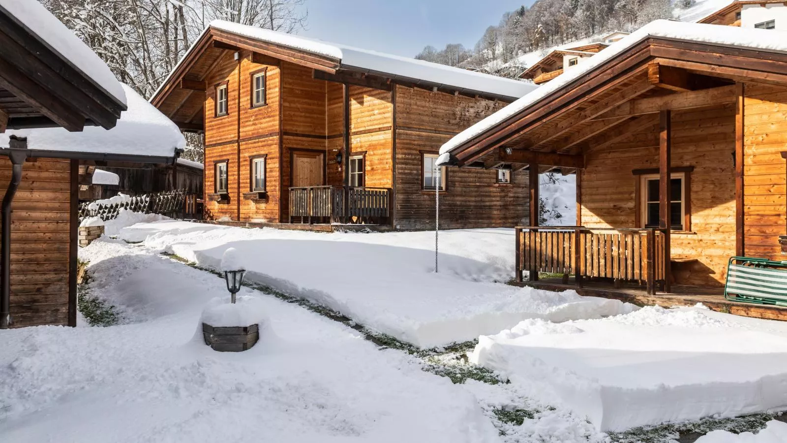 Uriges Chalet 7-Exterior winter