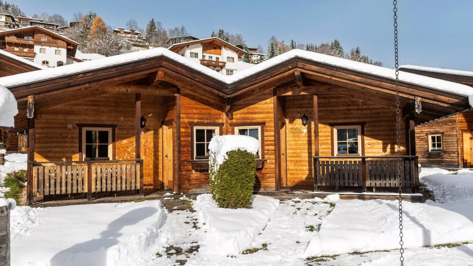 Uriges Chalet 17-Exterior winter