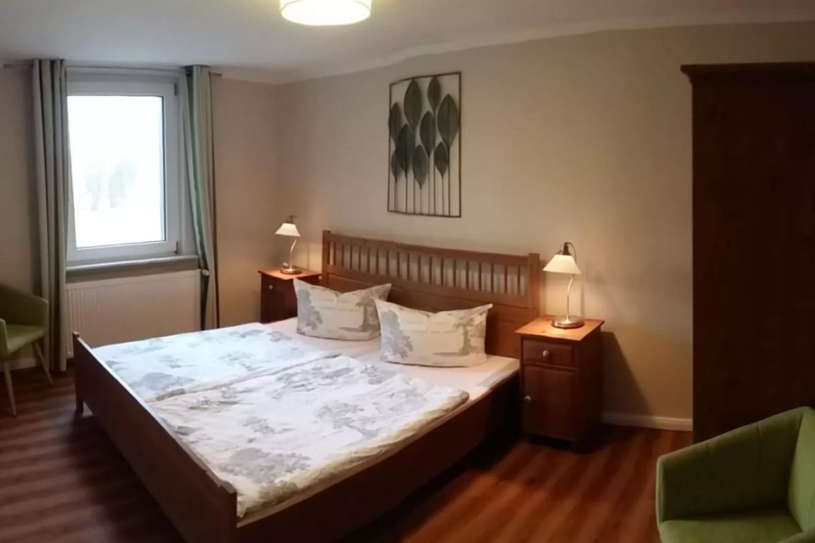 6517-Bedroom