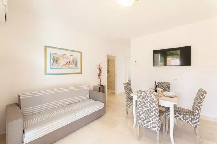 Residence del Golfo Orosei Trilo 5-Living room