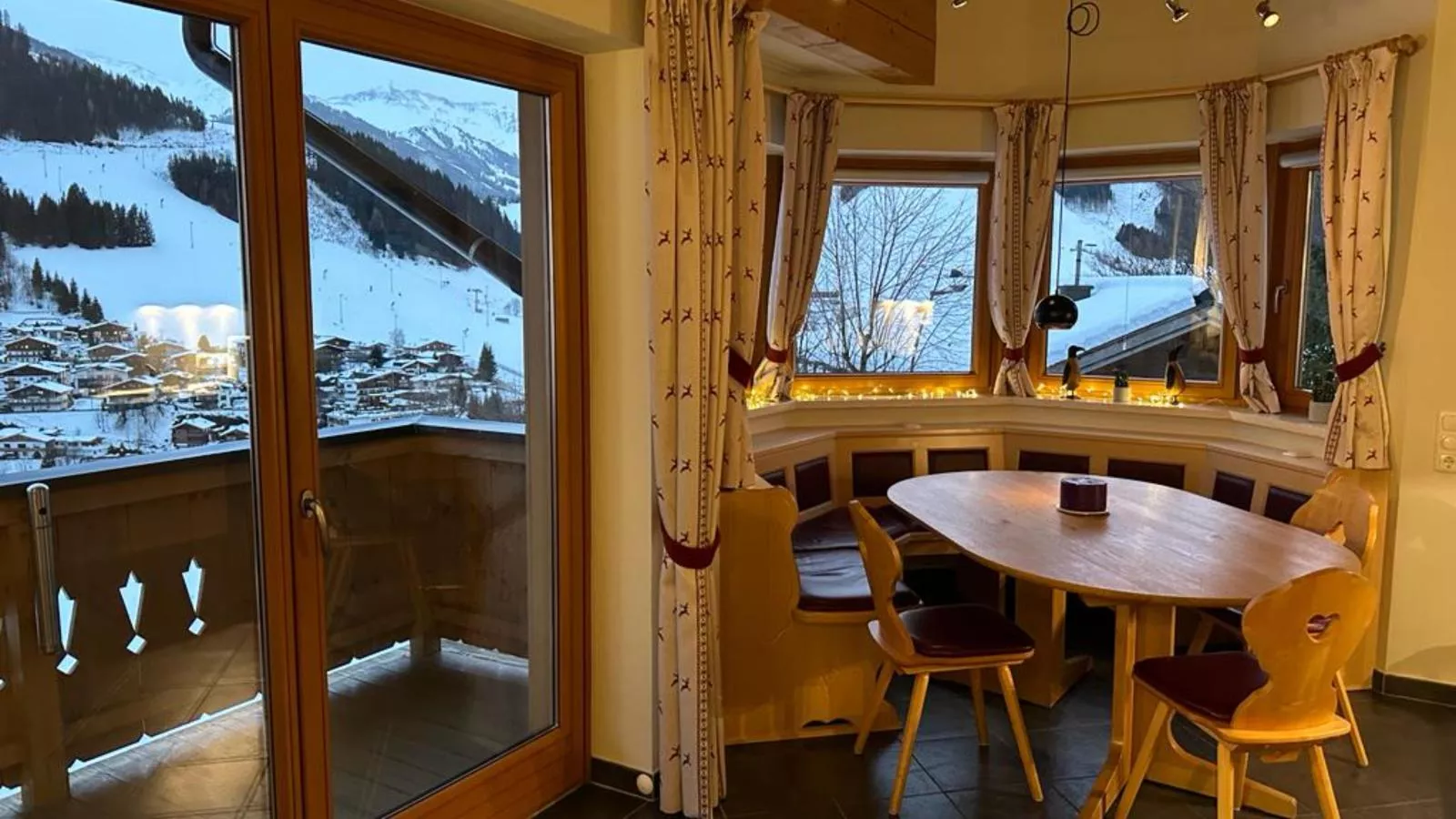Traumlage Ski in - Ski out-Living room