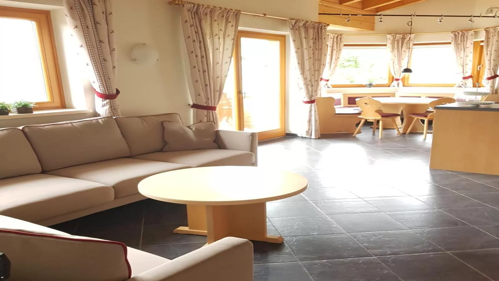 Traumlage Ski in - Ski out-Living room