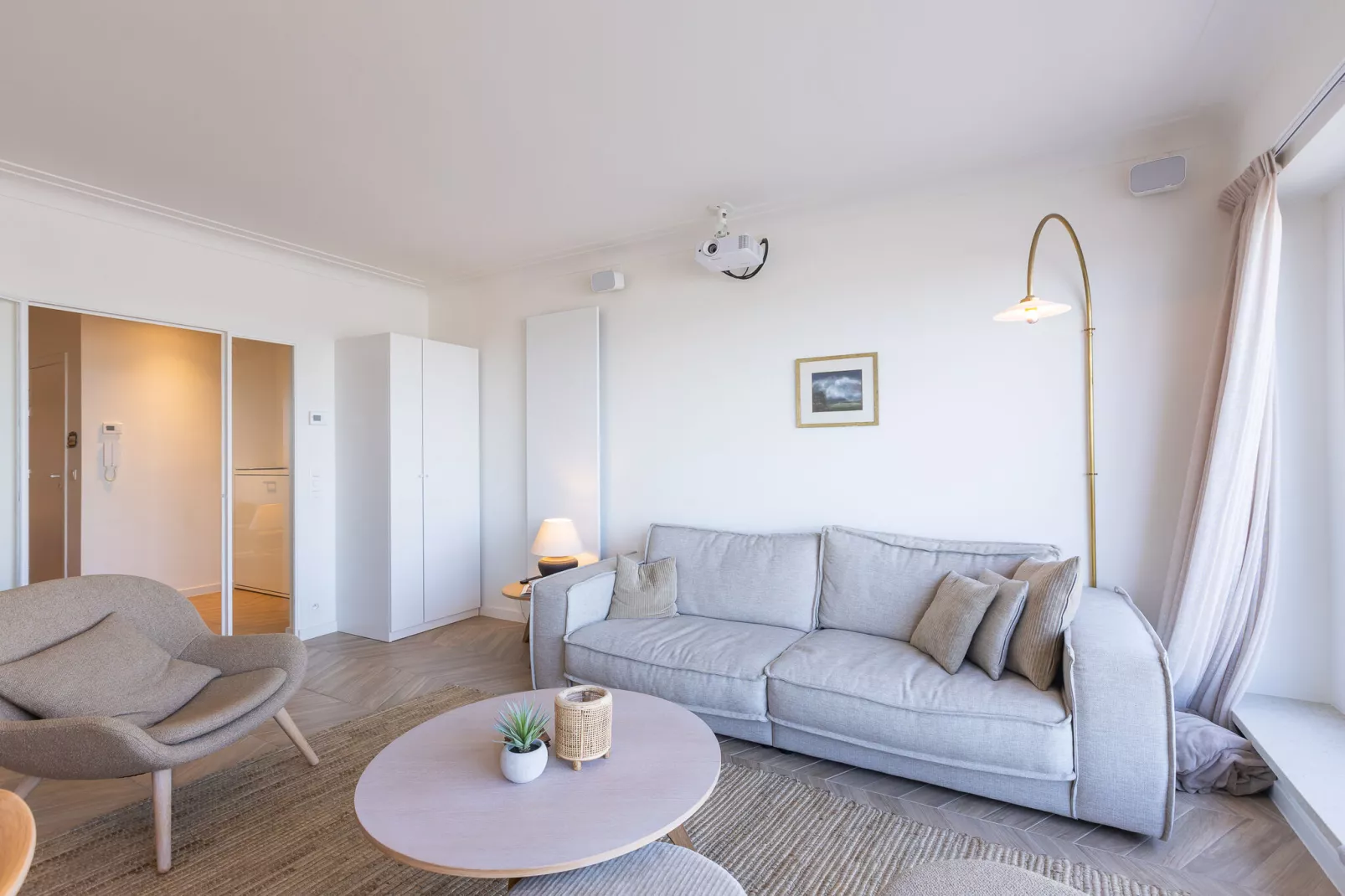 Fabiola 0202-Living room