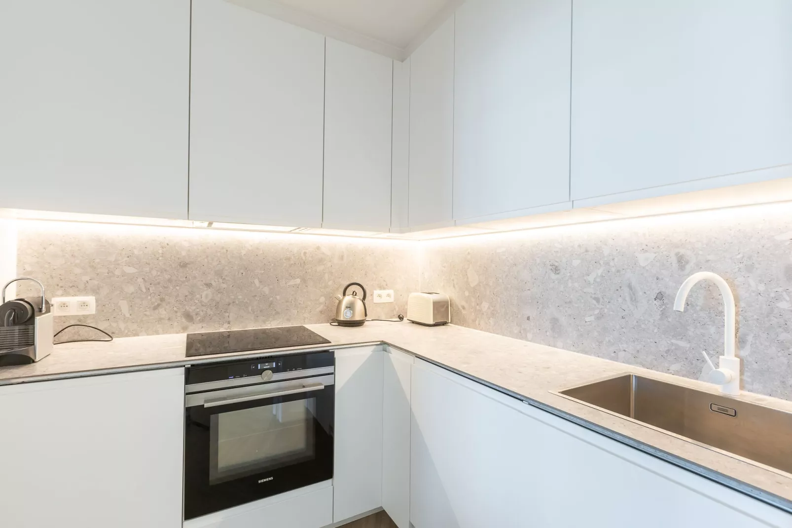 Fabiola 0202-Kitchen