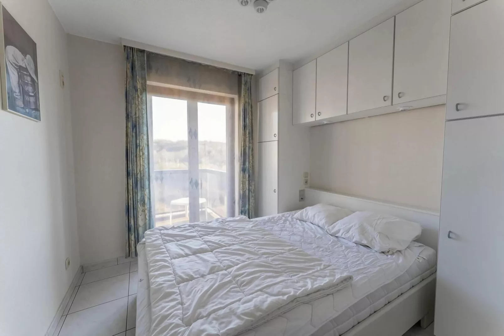 PLAZA E/2413-Bedroom