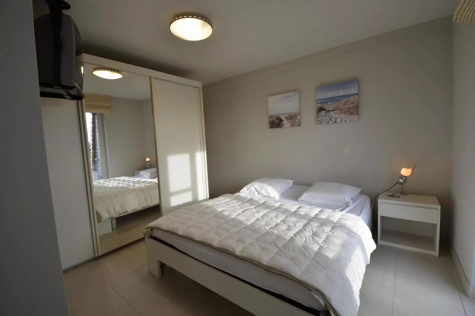 PLAZA J/2941-Bedroom