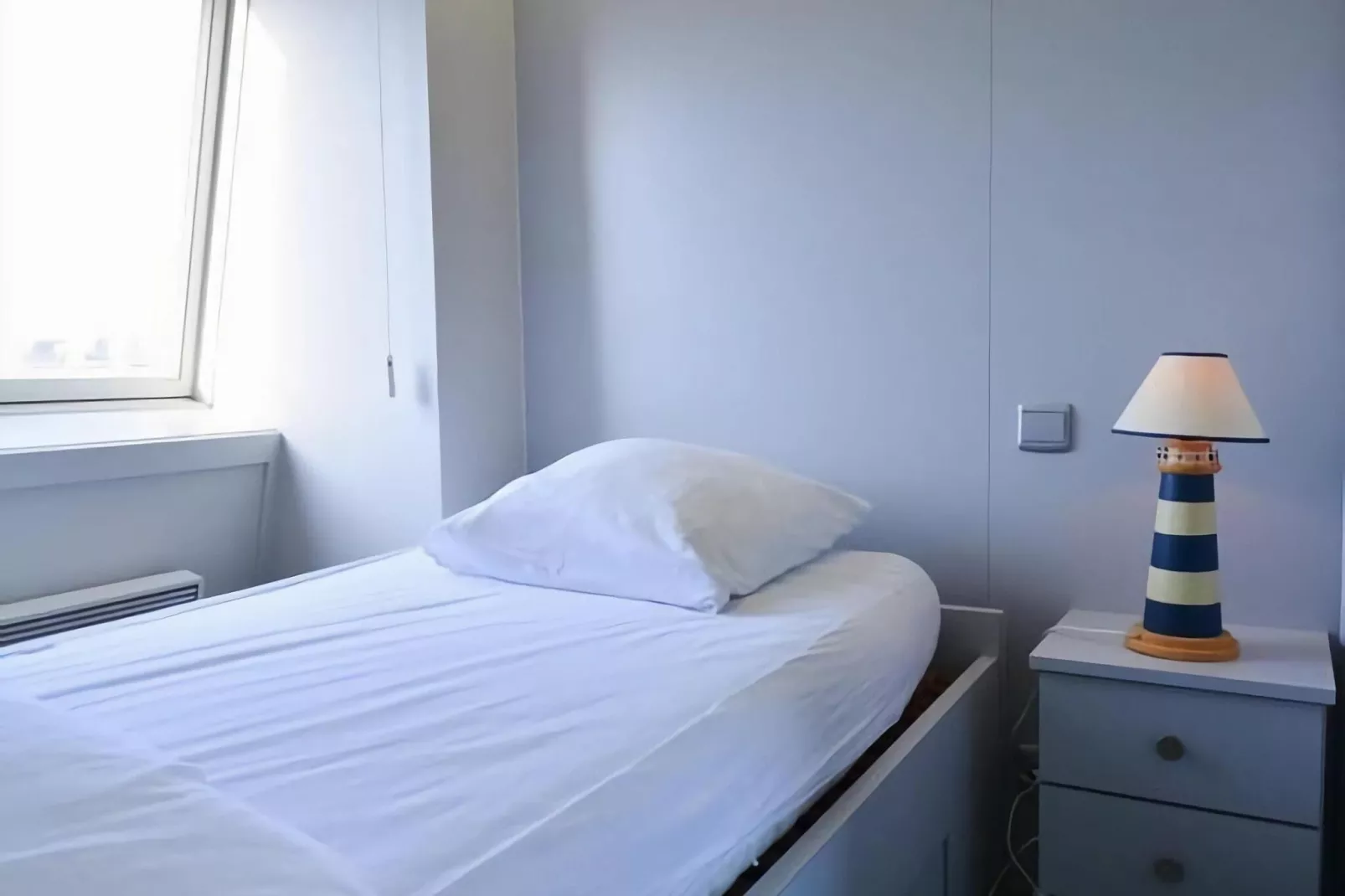 PLAZA J/2941-Bedroom