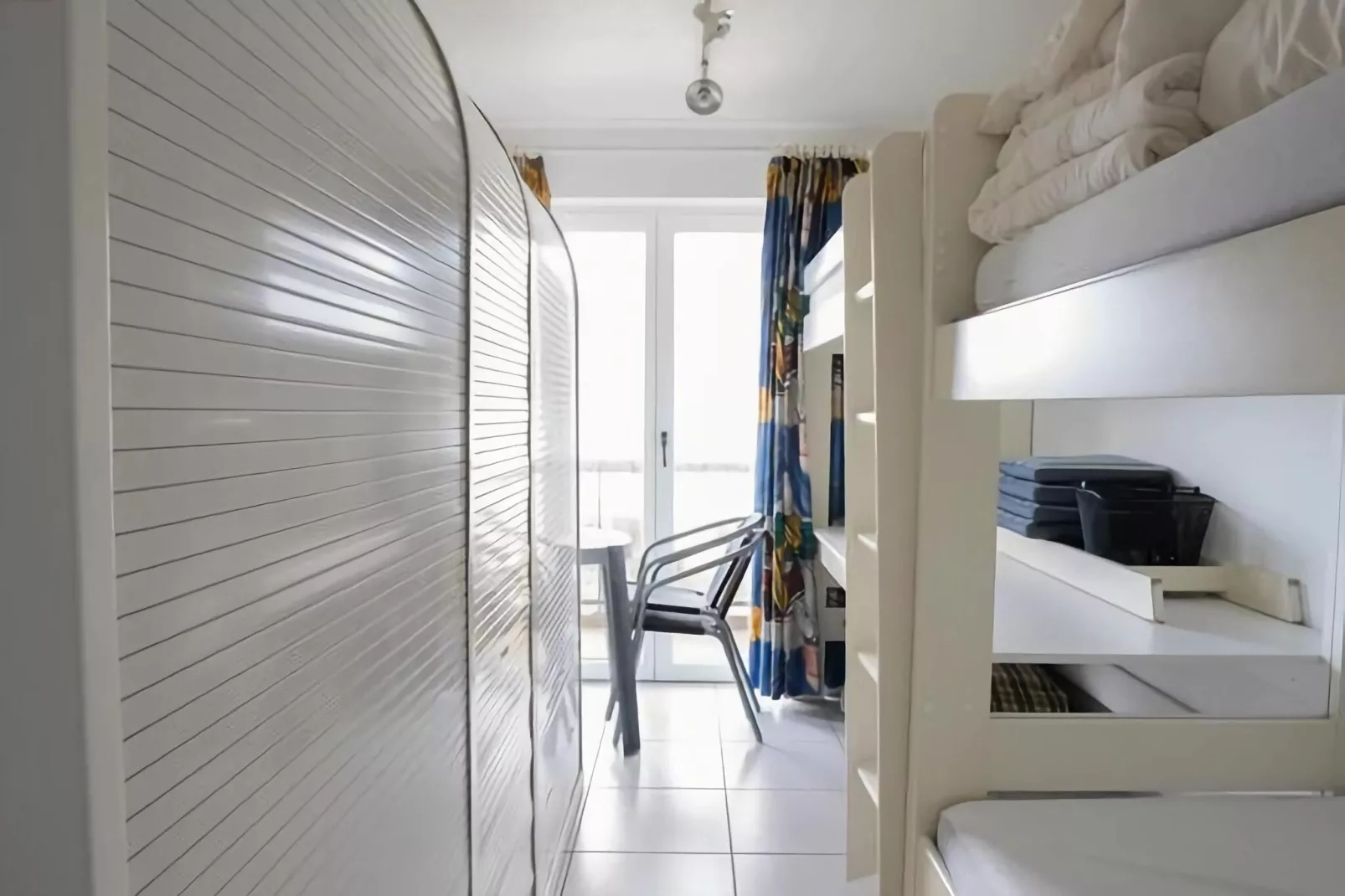 PLAZA X/X13-Bedroom