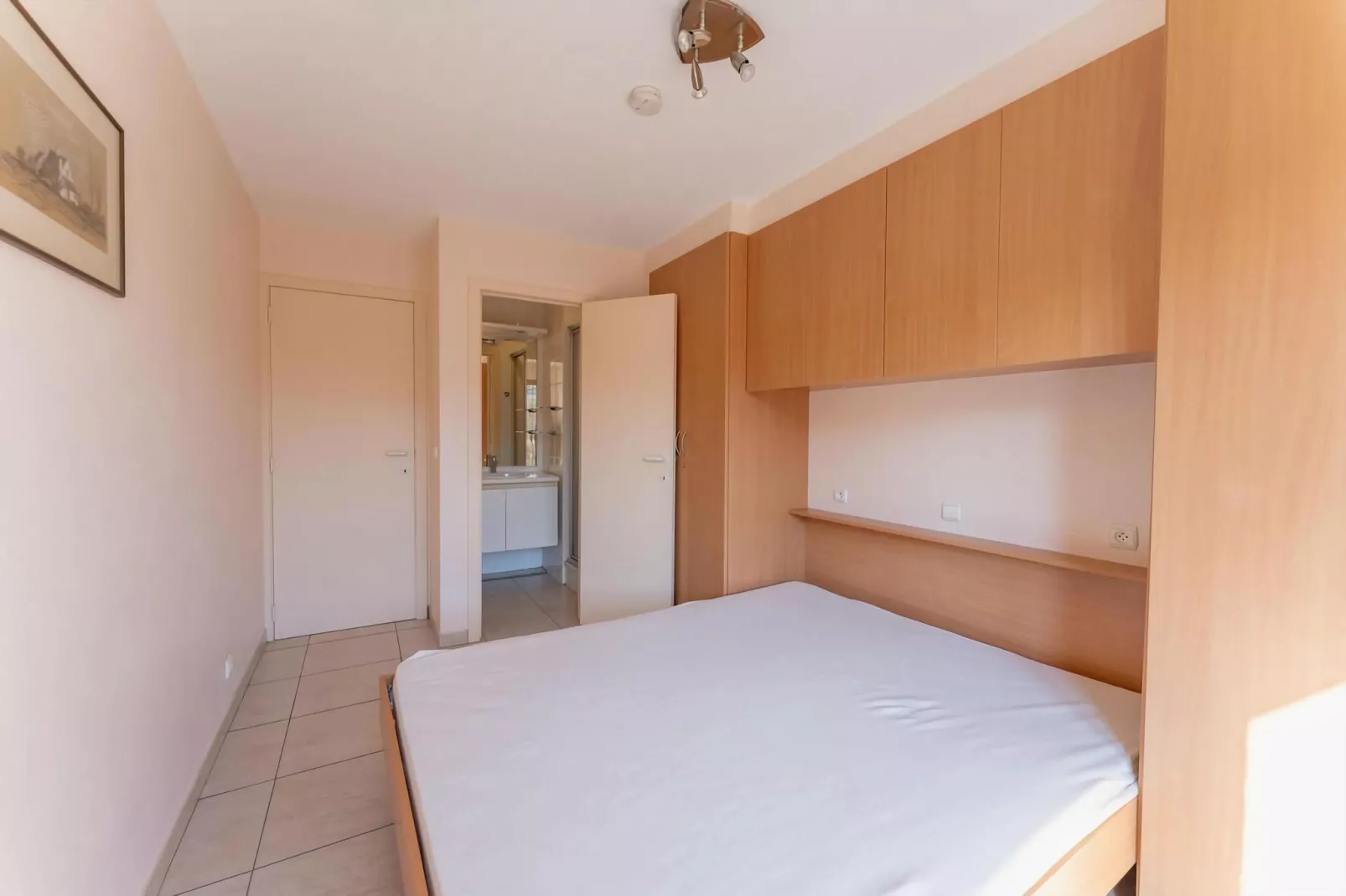 PLAZA A1/A1A02-Bedroom