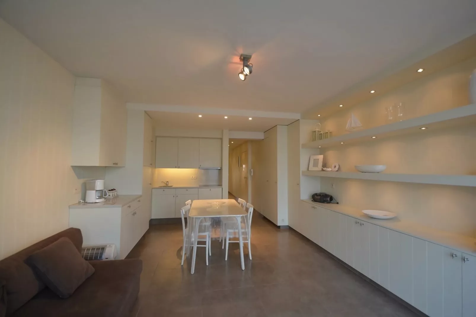 BRITANNI/BRIT0601-Kitchen