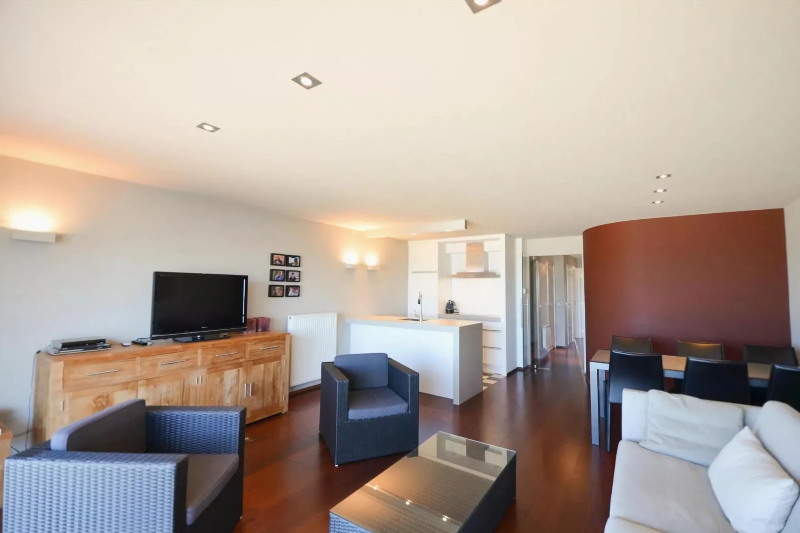 ALEXINE/ALEX0601-Living room