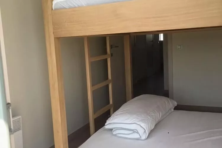 GAUQKL/GAUL4-Bedroom