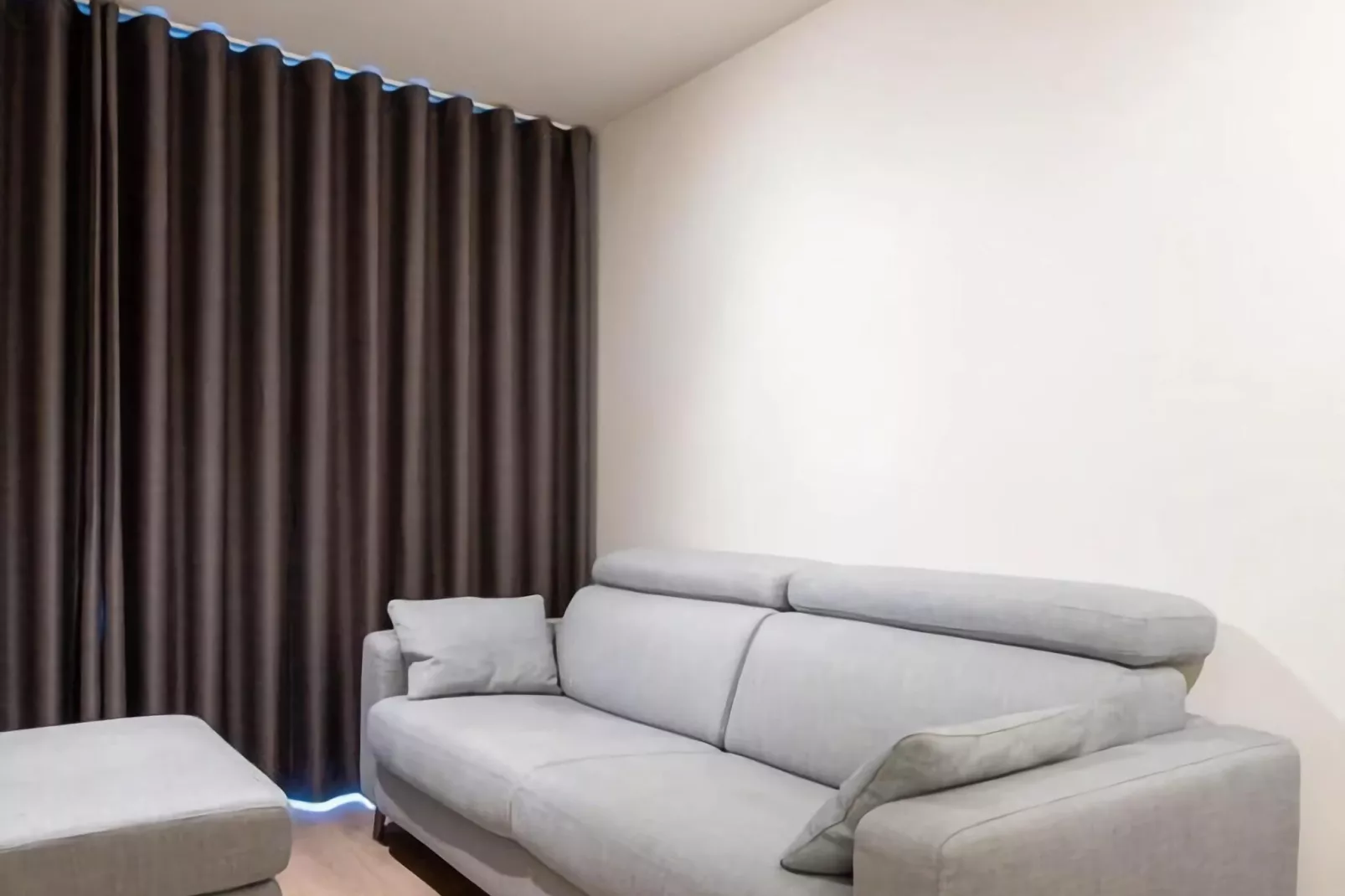 PLAZA Z/Z22-Living room