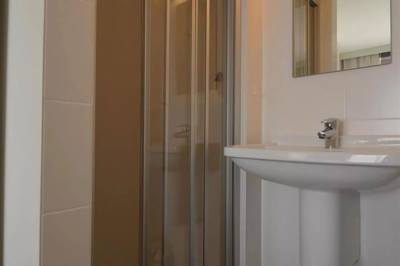 GAUQKL/GAUL3-Bathroom