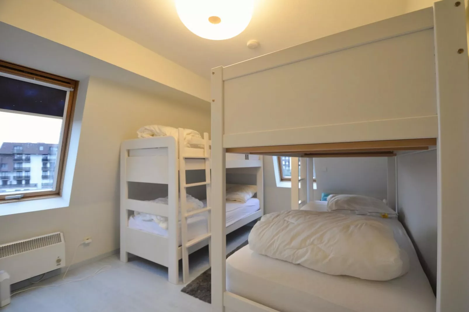 PLAZA Z/Z24-Bedroom