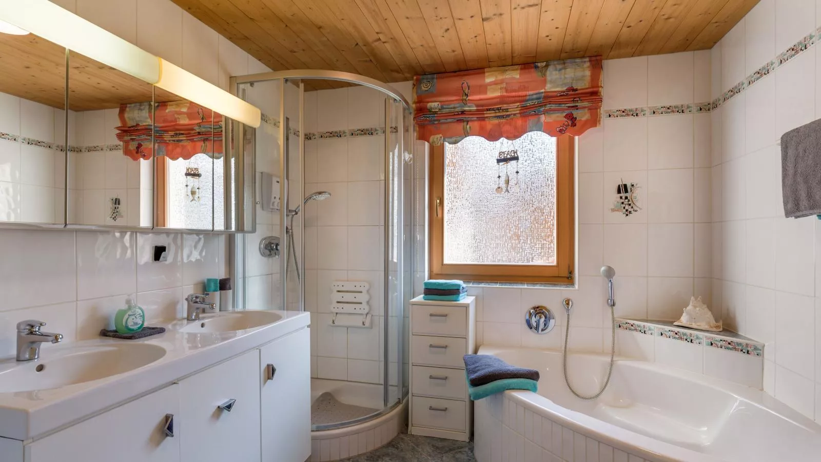 Bei Hanni-Bathroom