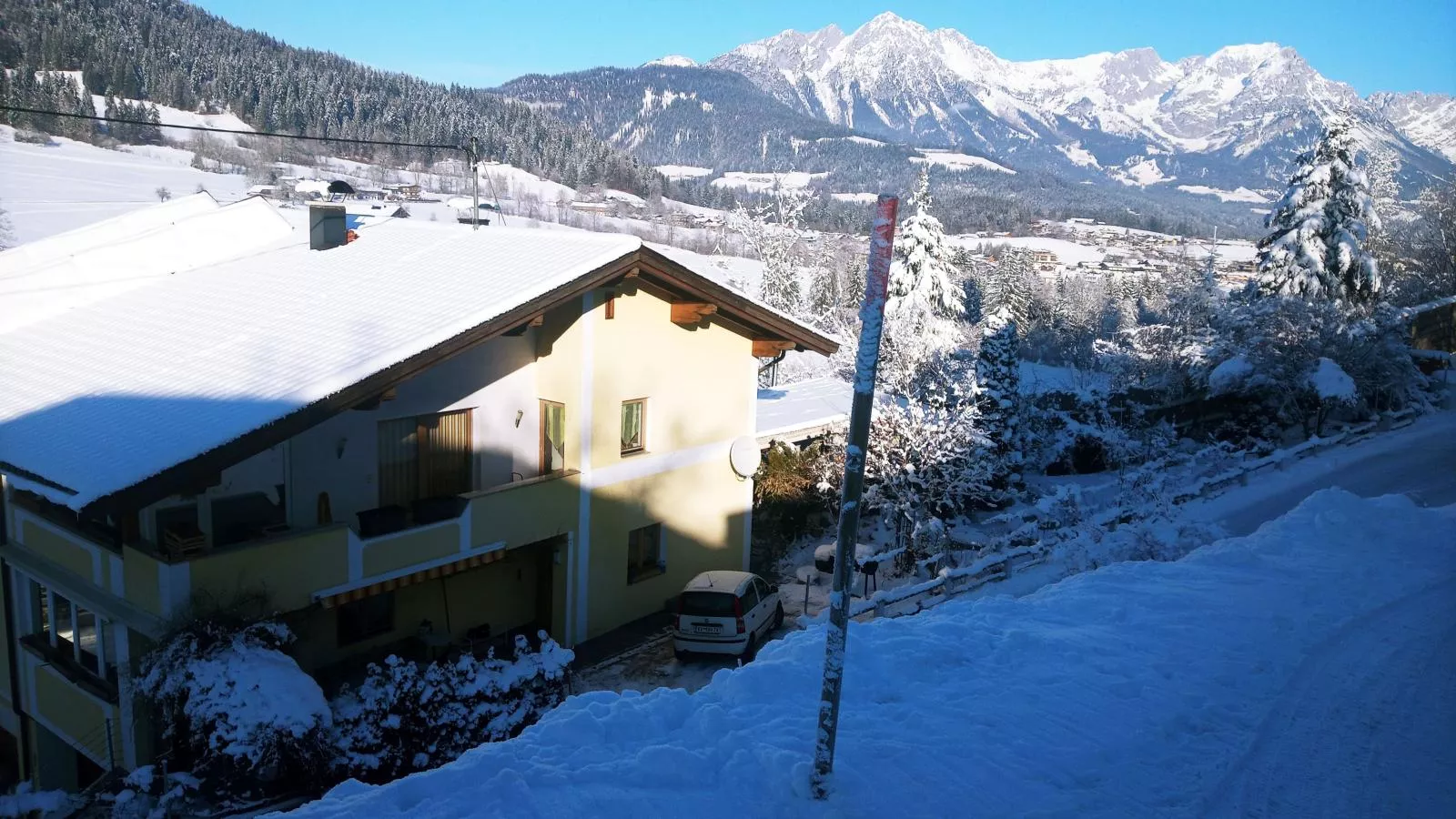Bei Hanni-Exterior winter