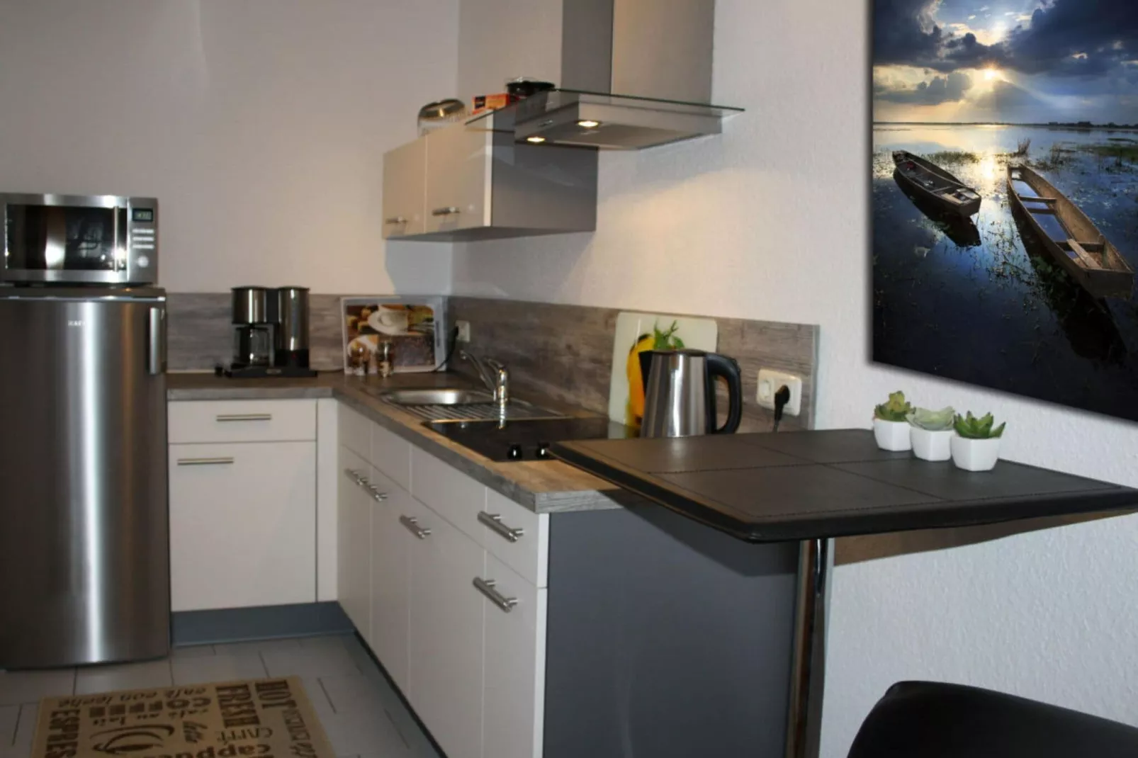67880-Kitchen