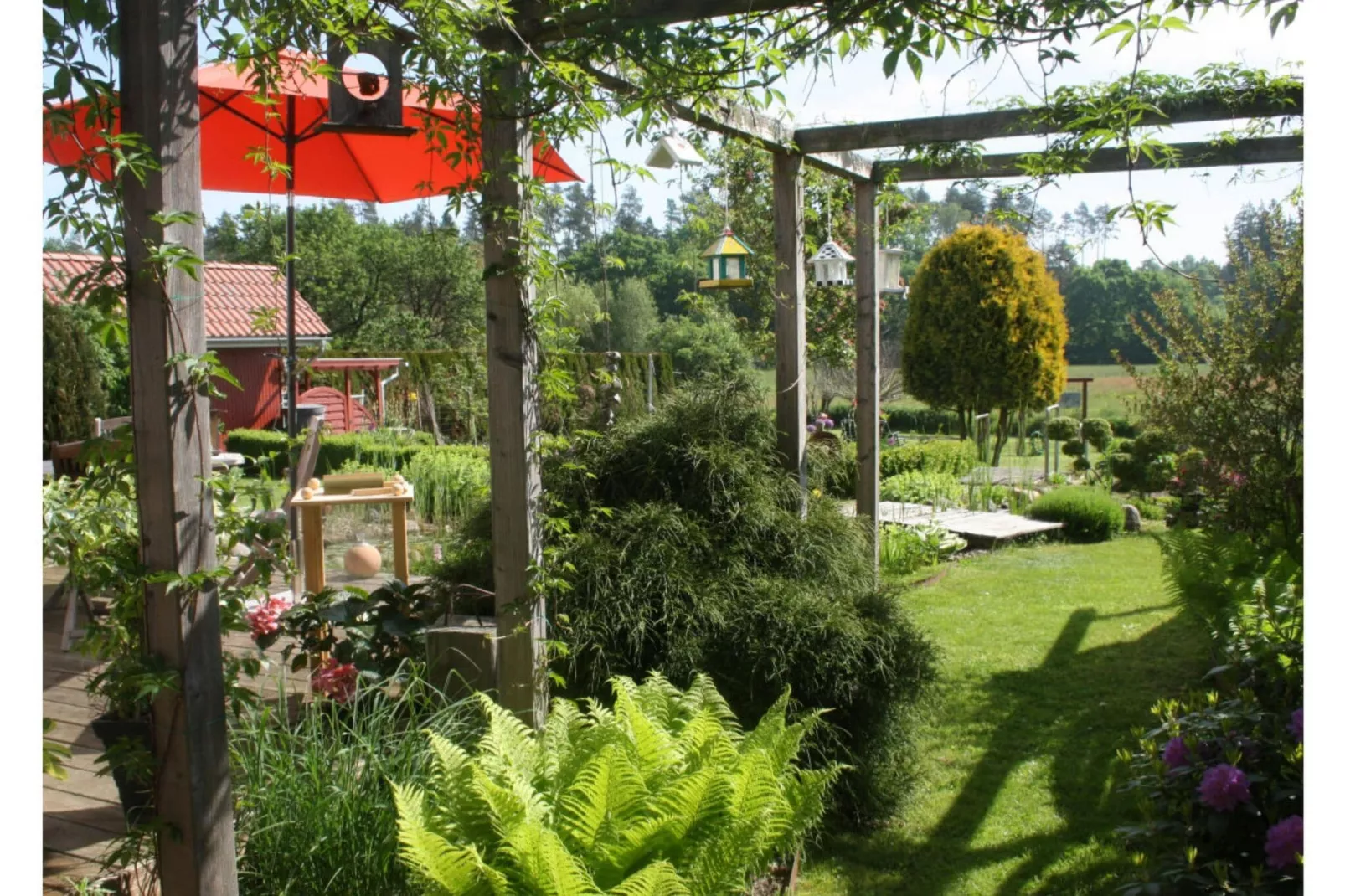 67880-Gardens summer