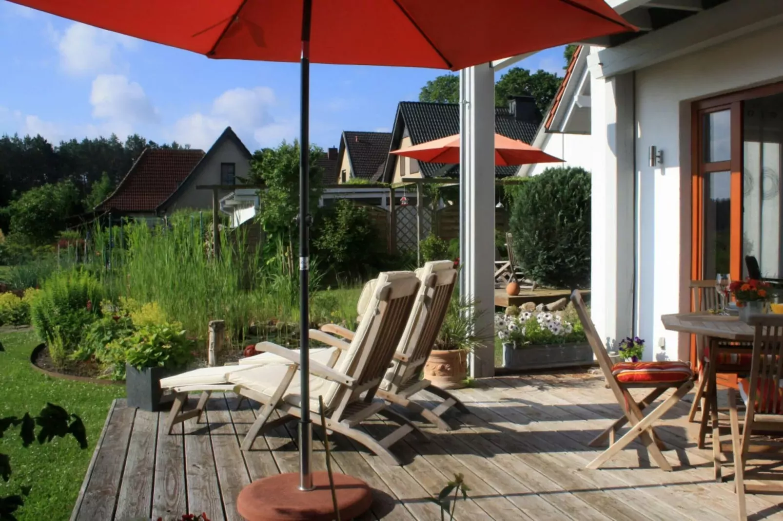 67880-Gardens summer
