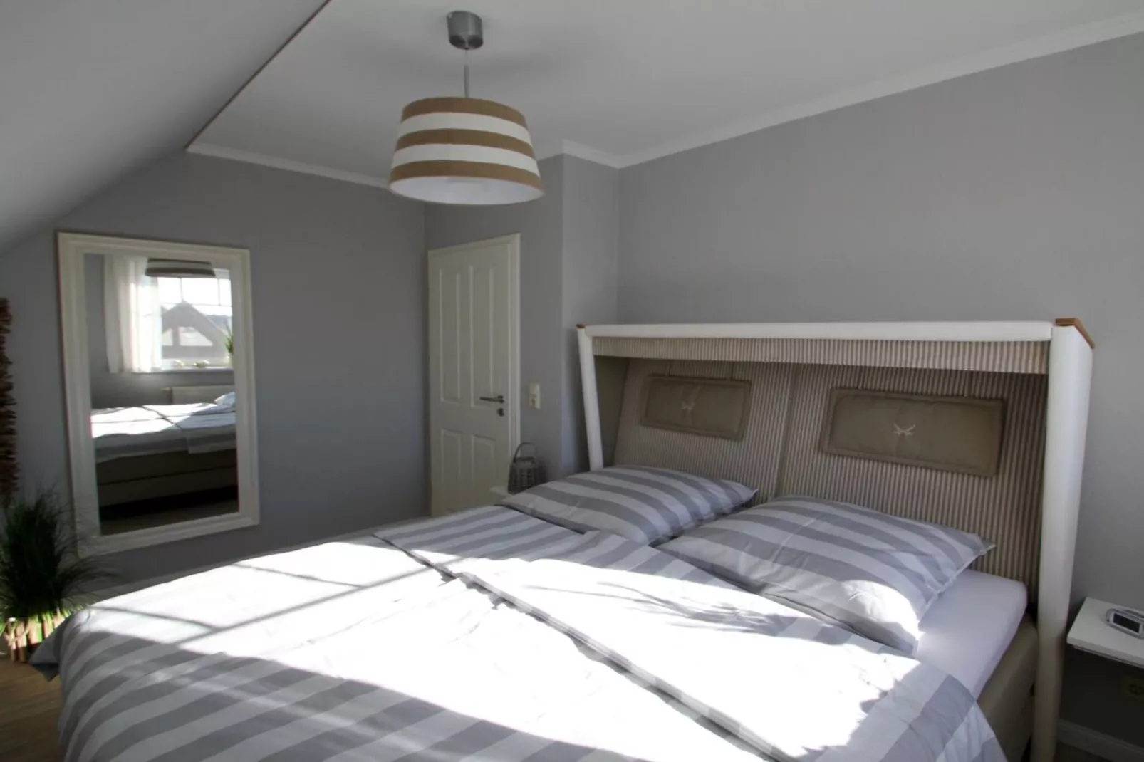 180265-Bedroom