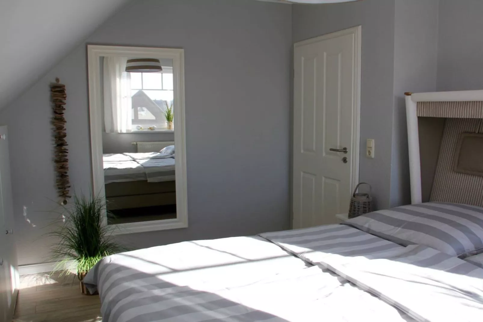 180265-Bedroom