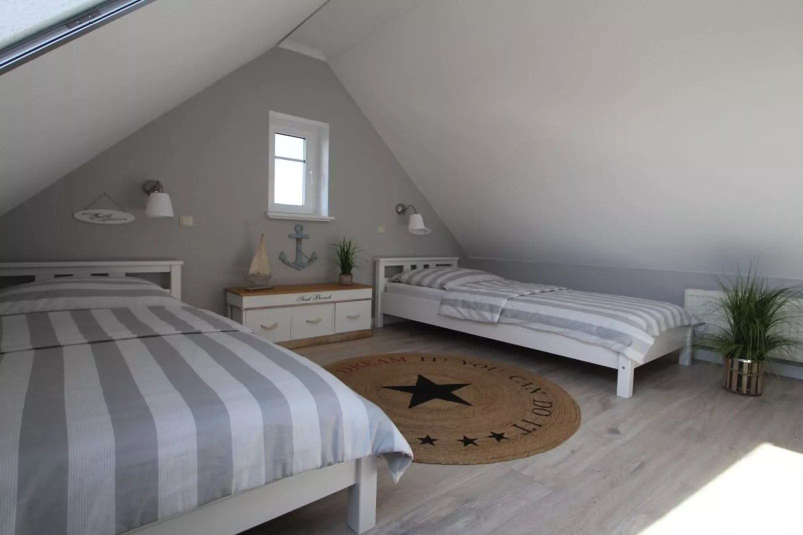 180265-Bedroom