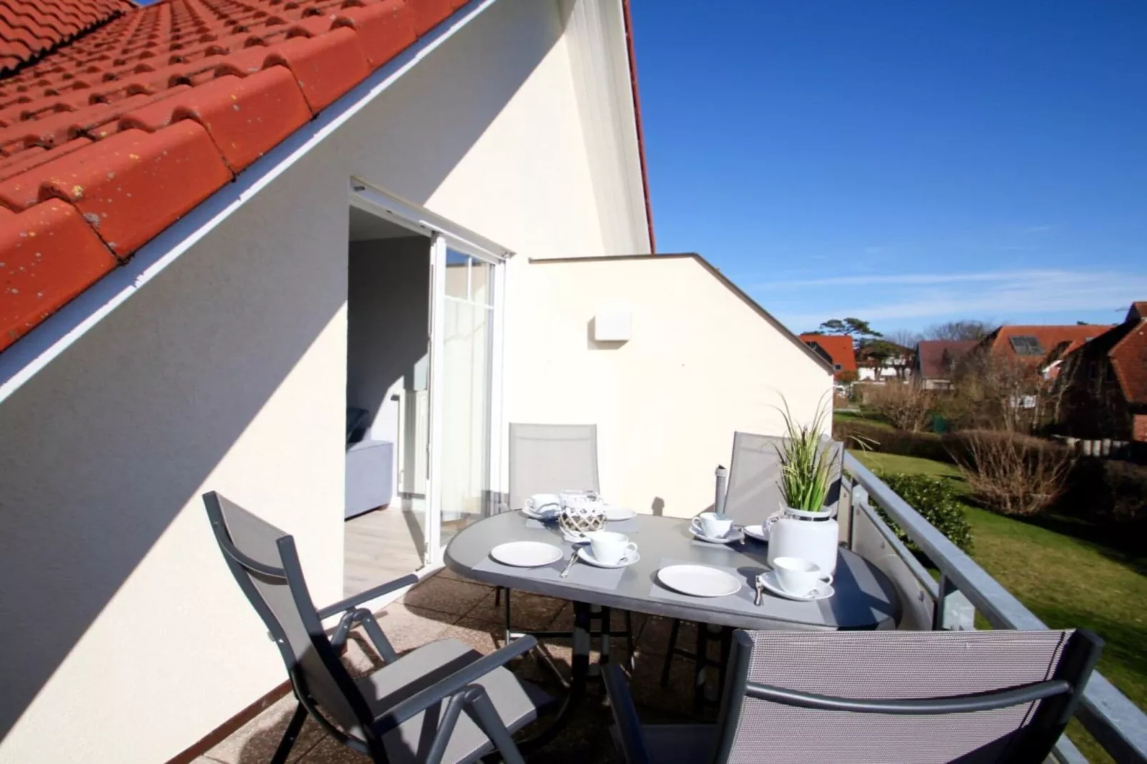 180265-Terrace balcony