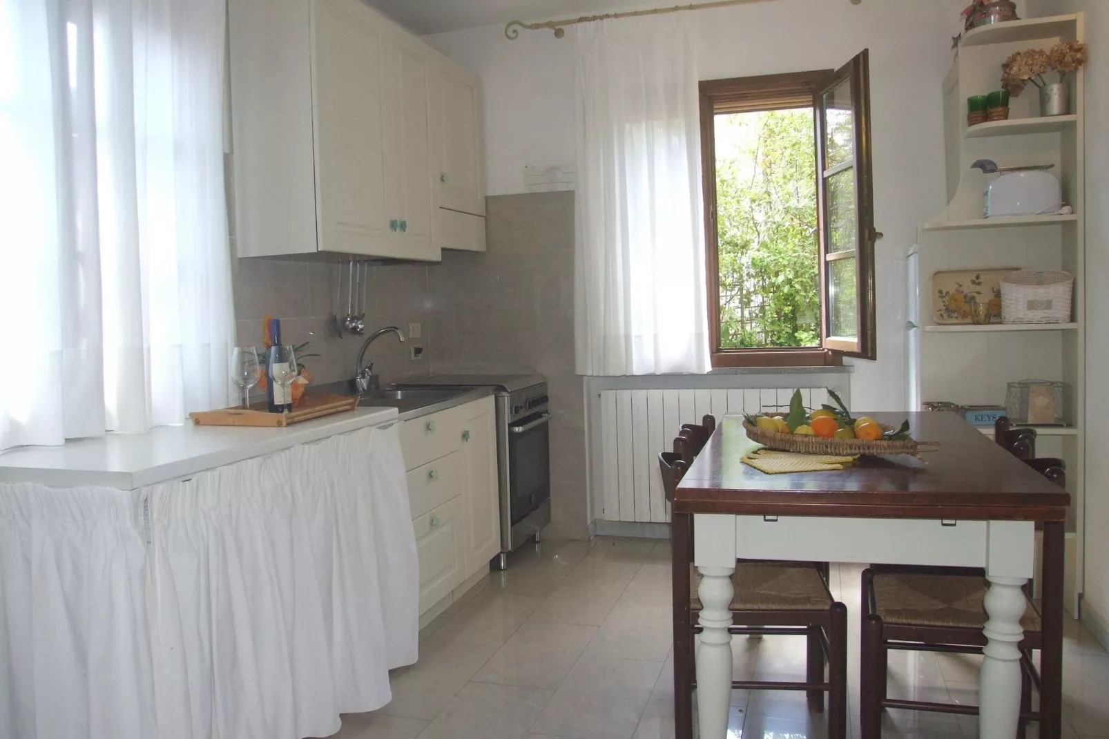 Quercia Erica-Dining room