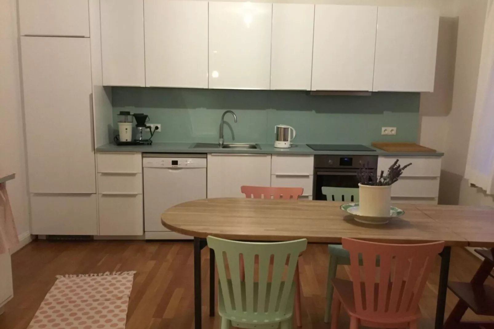 99830-Dining room