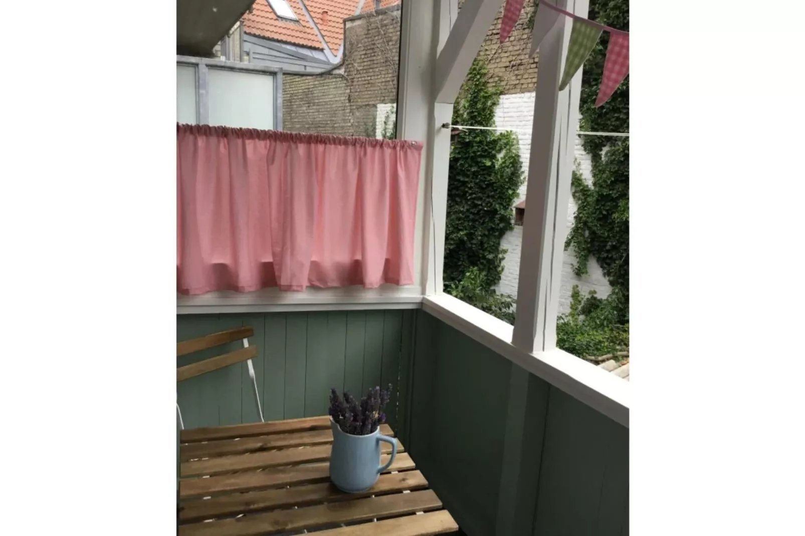 99830-Terrace balcony
