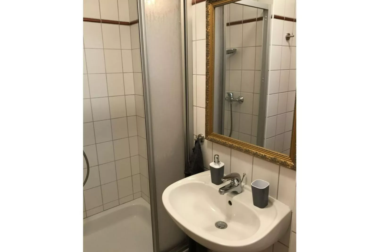 202348-Bathroom