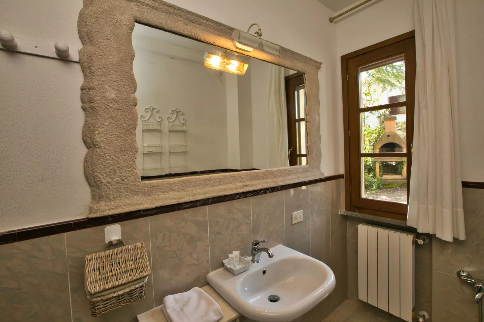 Quercia Erica-Bathroom