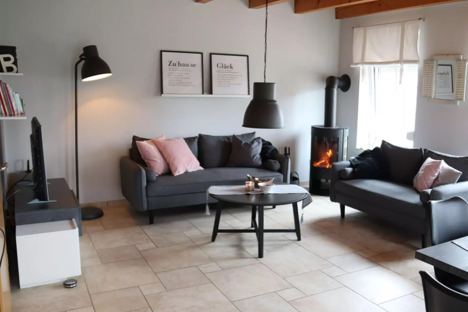 65126-Living room