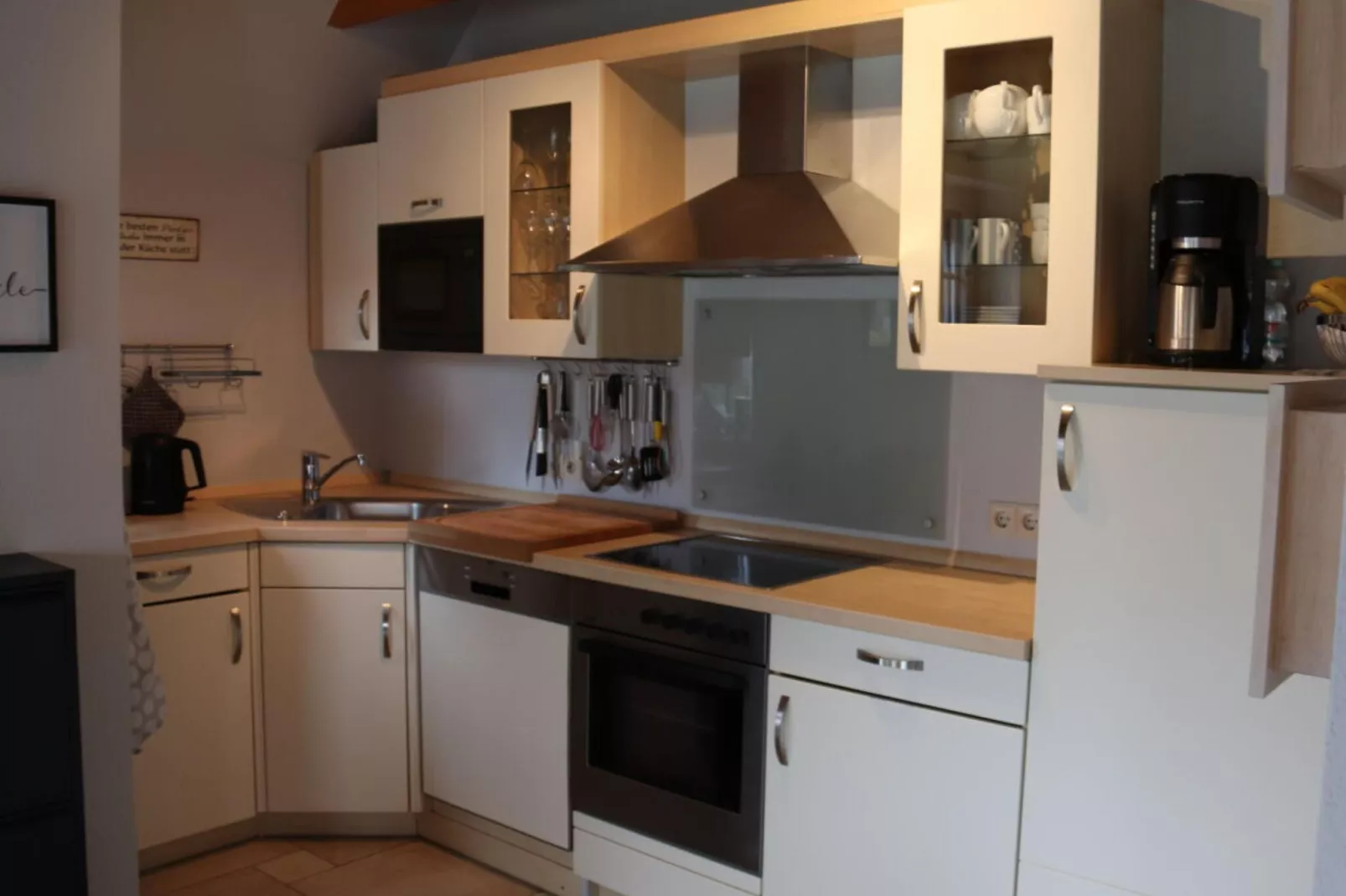 65126-Kitchen
