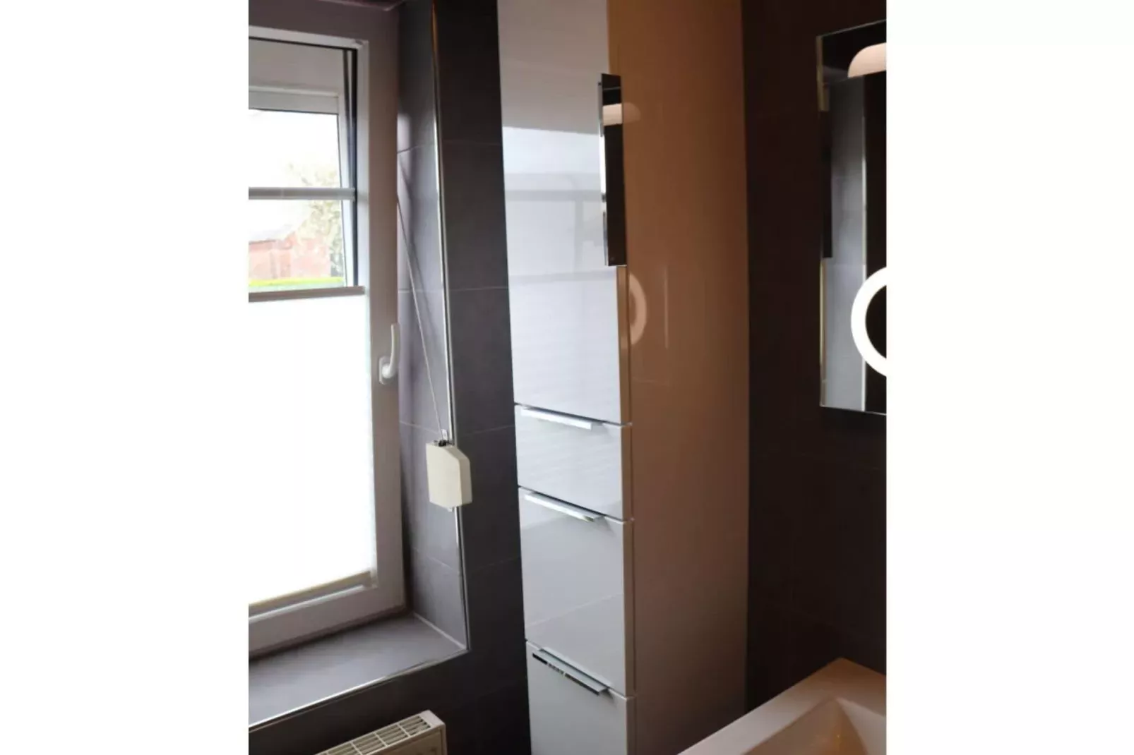 65126-Bathroom