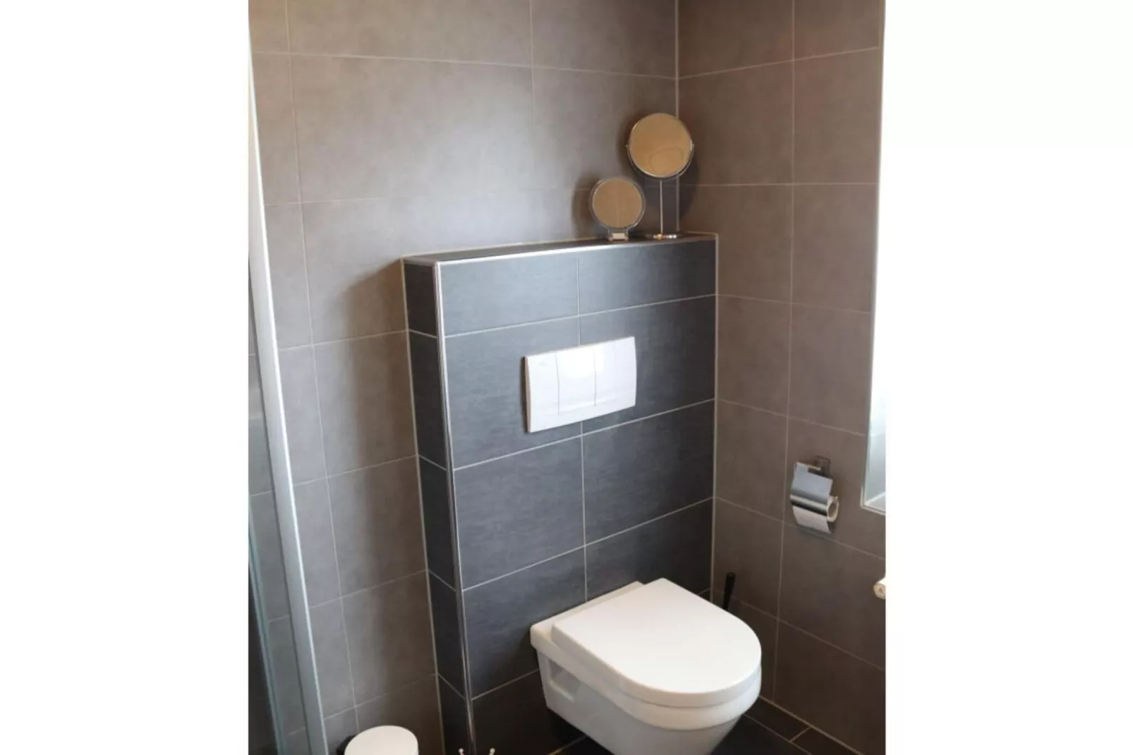 65126-Bathroom
