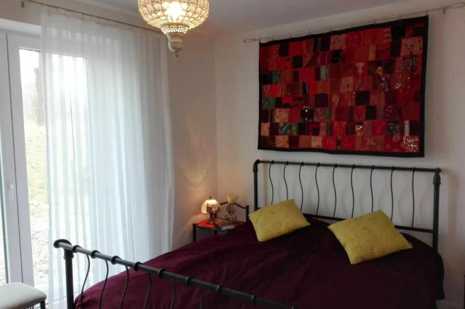 199206-Bedroom
