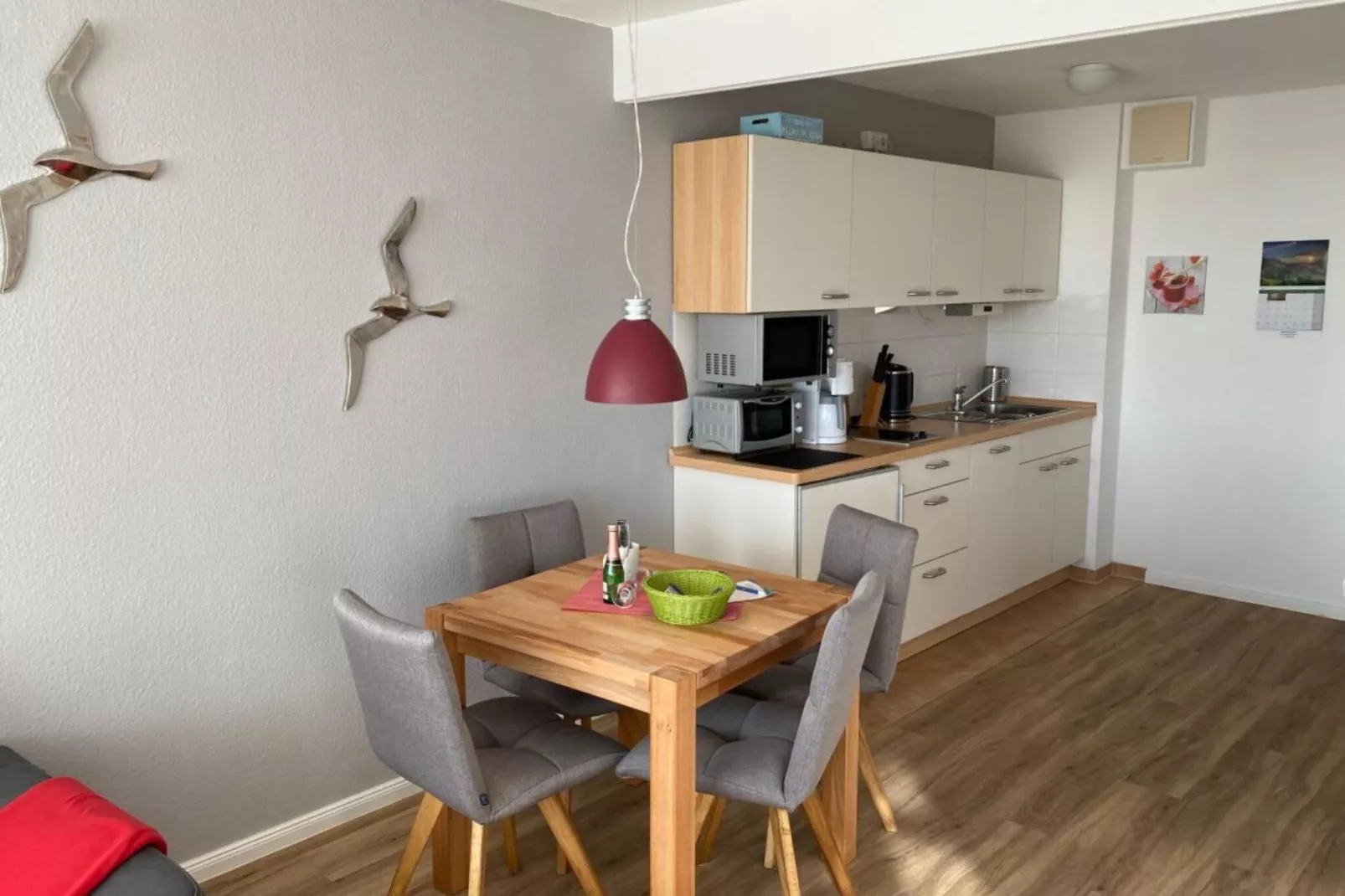 121418-Dining room