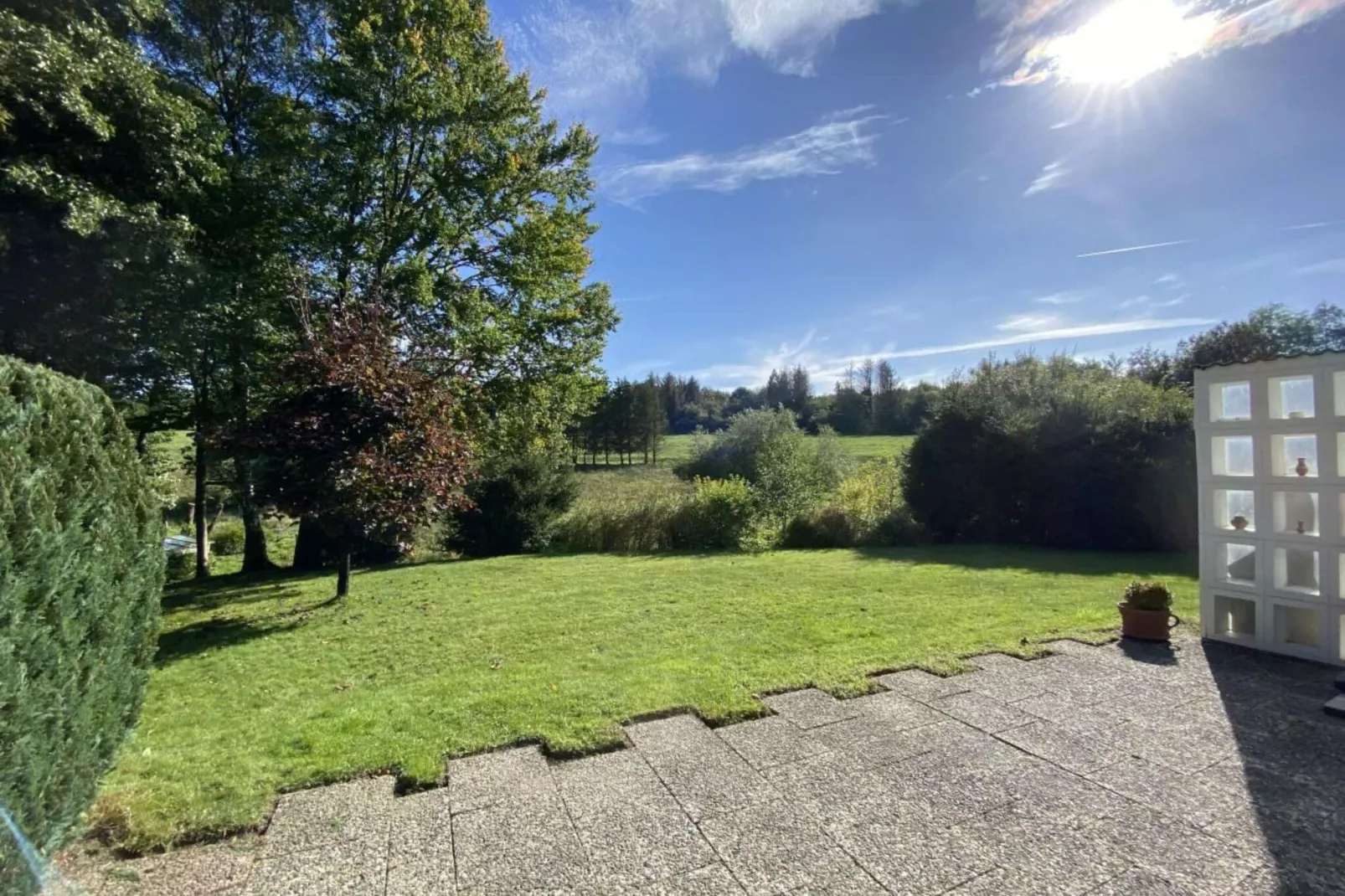 68020-Gardens summer