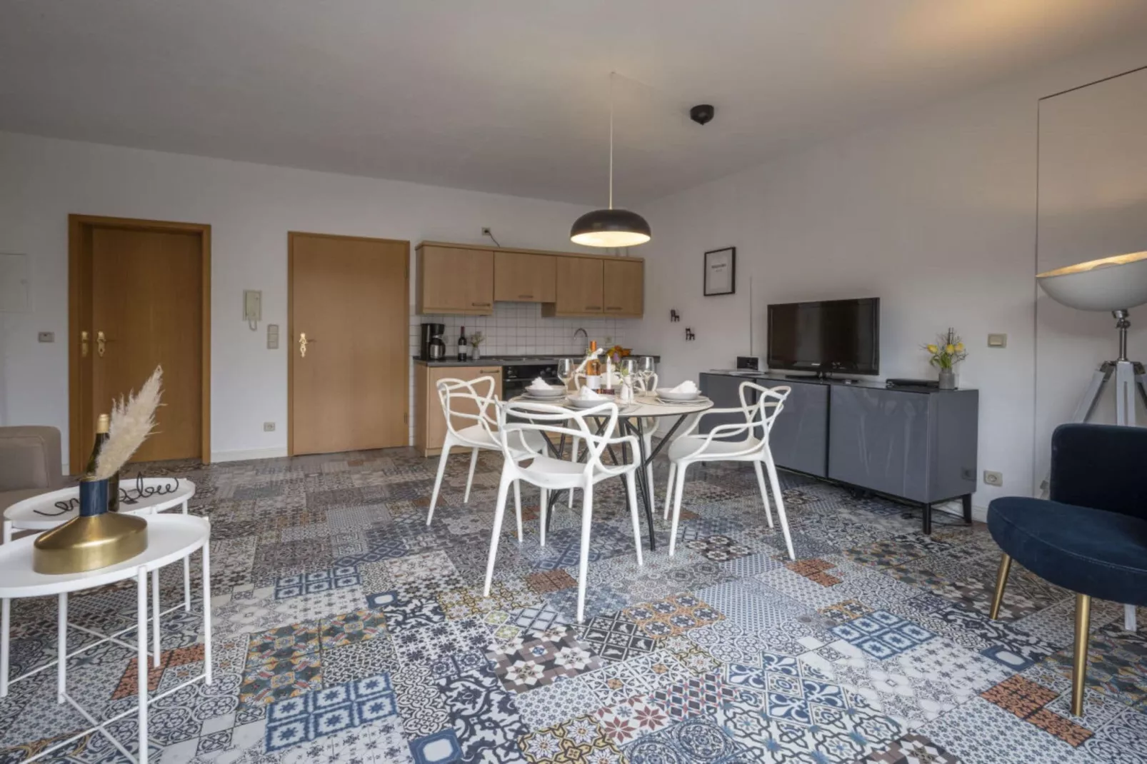 58956-Dining room